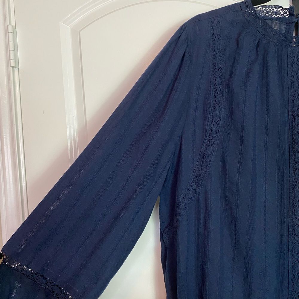 Cottagecore Blouse Navy Blue High Neck Elegant Crochet Lace Accents size 16-18 - Picture 11 of 15